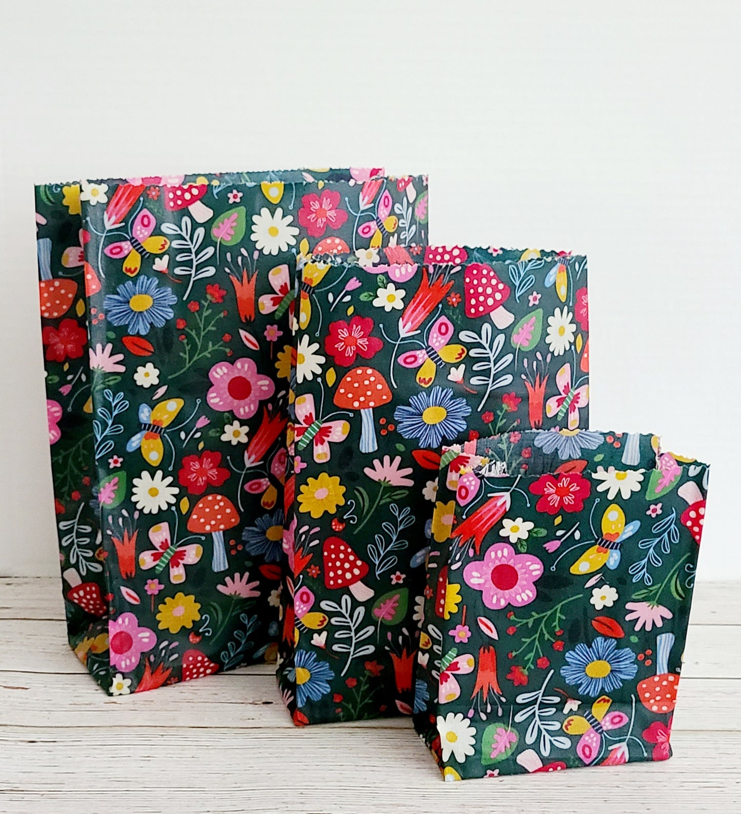 Beeswax Food Bag: Patriotic Prints